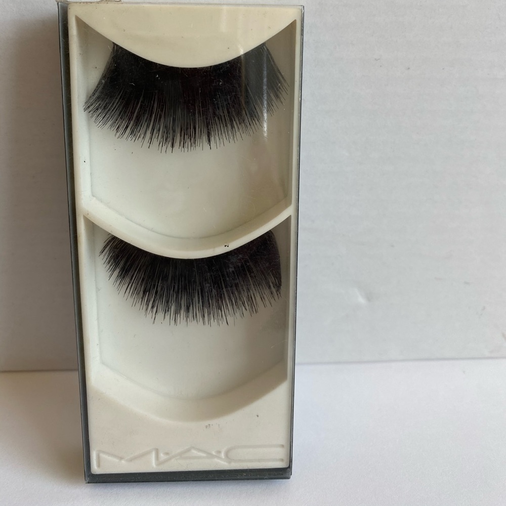 MAC Cosmetics Eyelashes